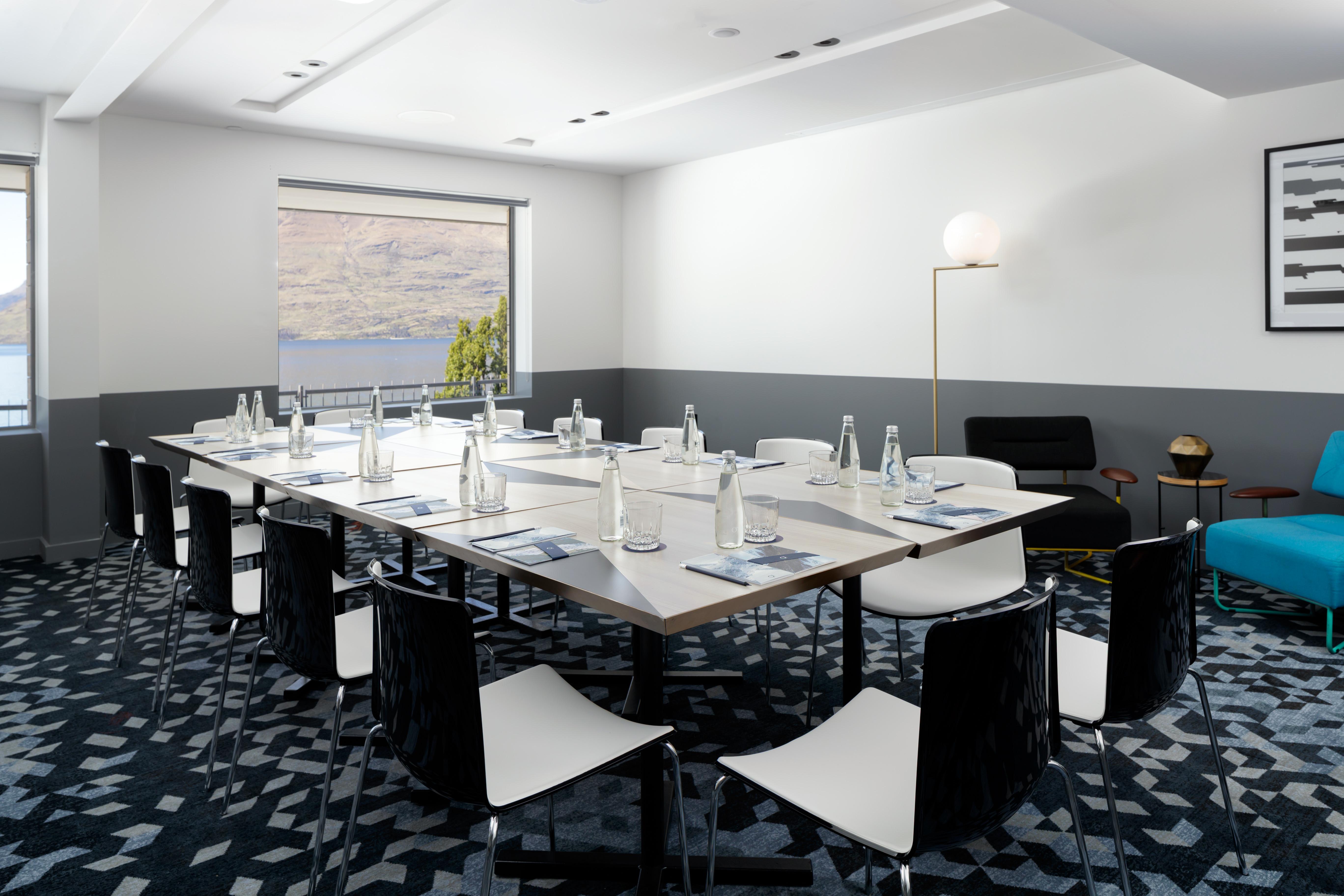 Qt皇后镇酒店 外观 照片 Meeting room
