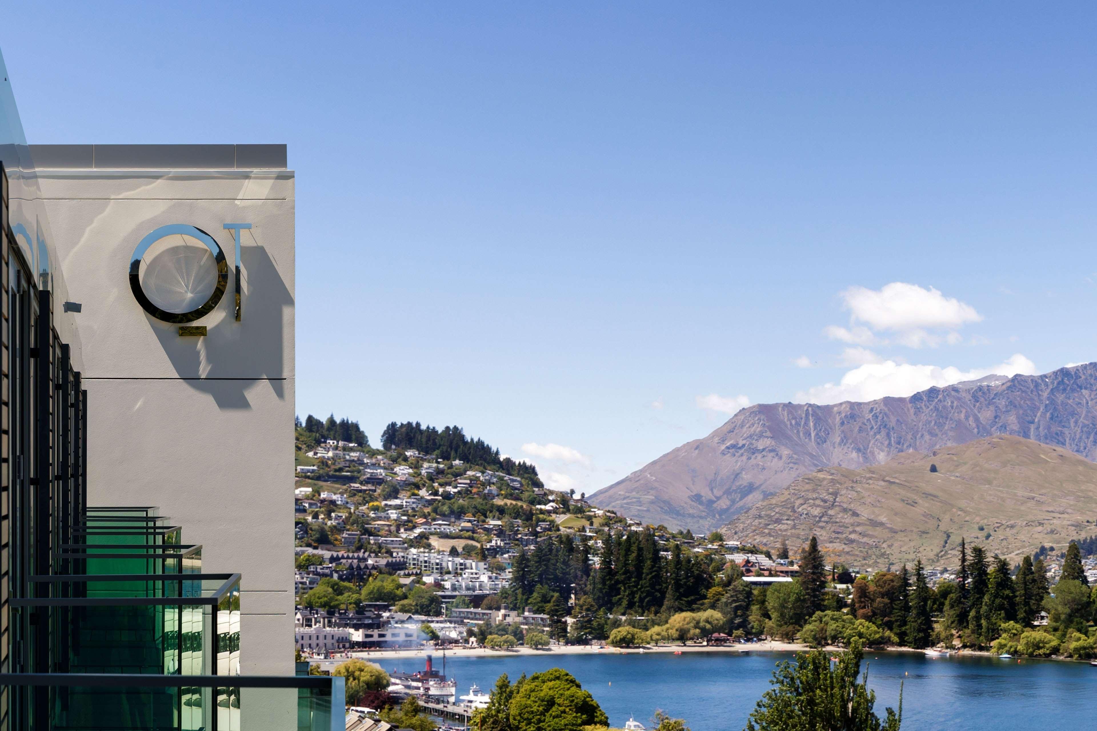 Qt皇后镇酒店 外观 照片 The University of Otago Clocktower