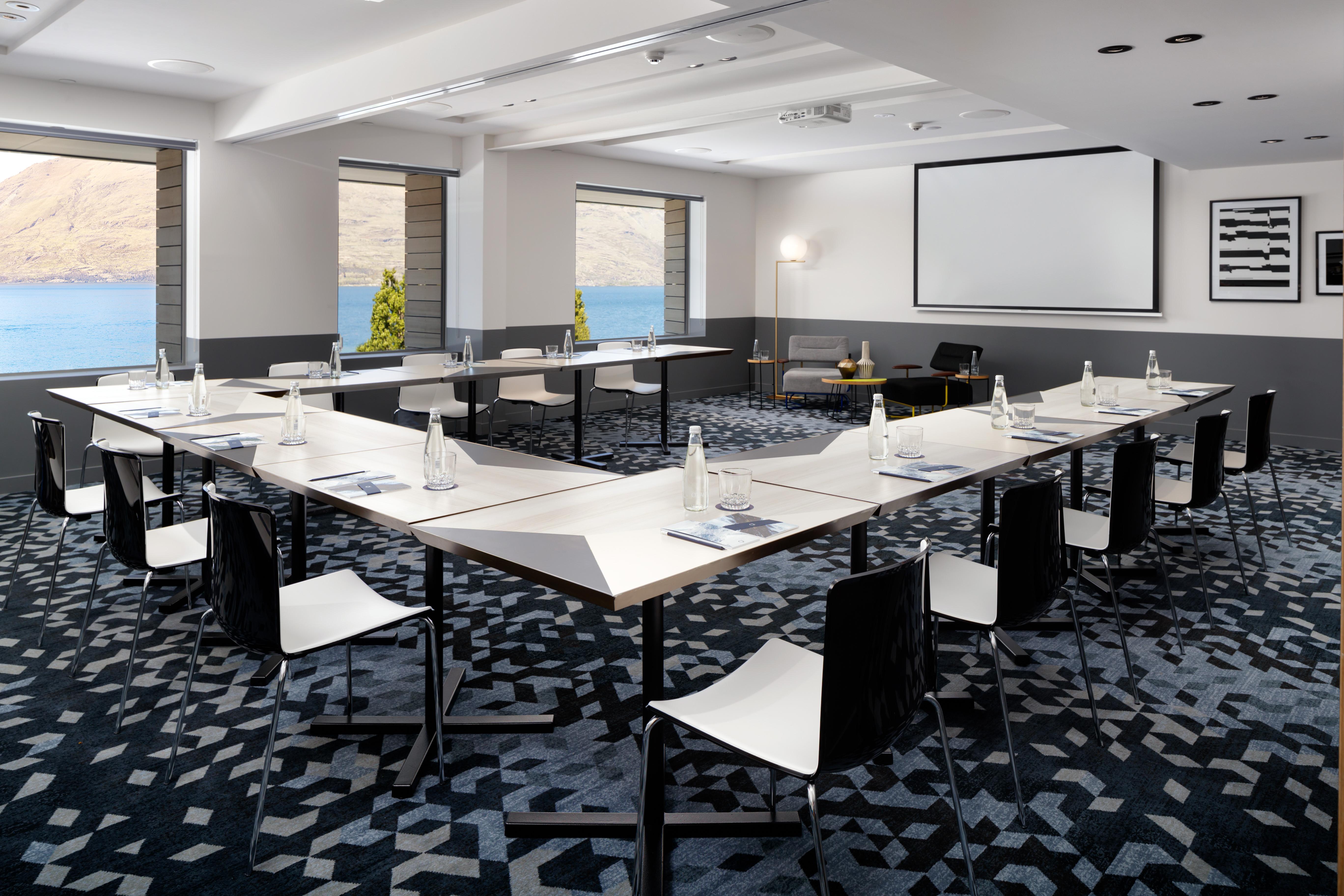 Qt皇后镇酒店 外观 照片 Meeting room